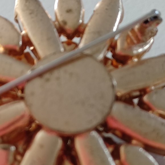 Beautiful vintage crystal rhinestone brooch. - Picture 5 of 6